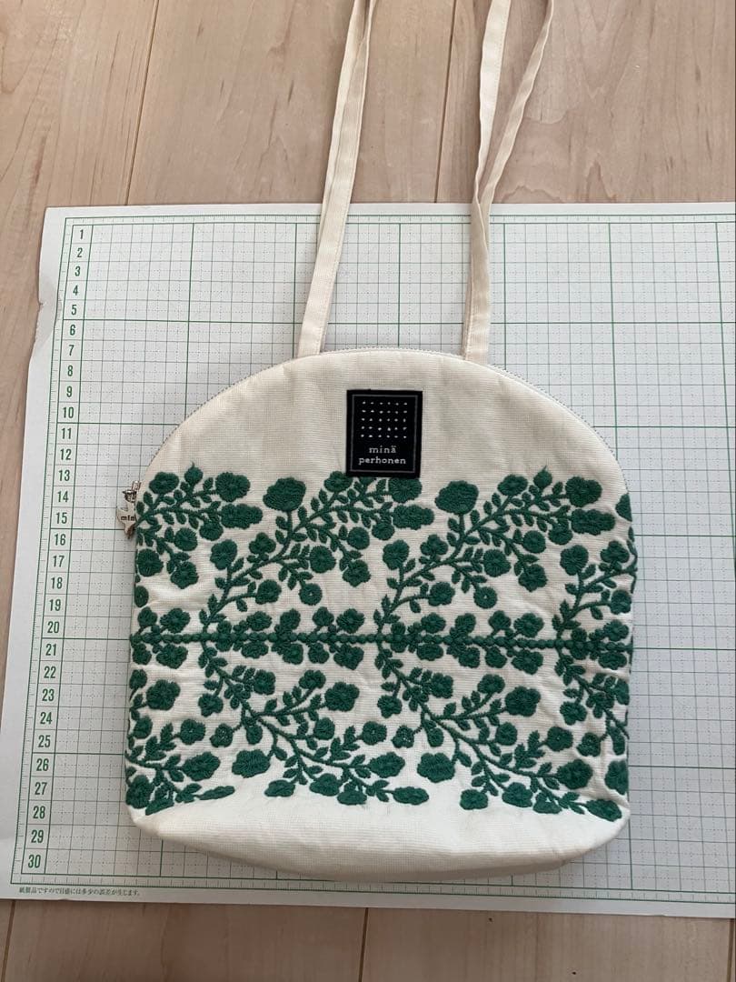 む*つ様 ミナペルホネン　マフィンバッグ