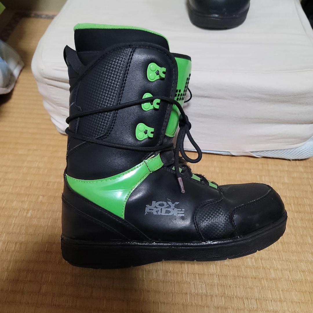 JOYride スノーボードブーツ 黒と緑