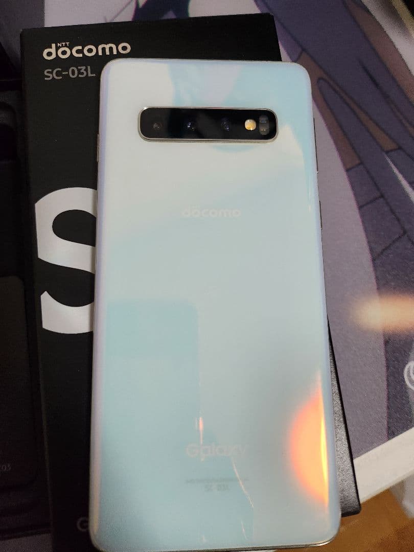 Galaxys10 128GB プリズムホワイト docomo スマートフォン