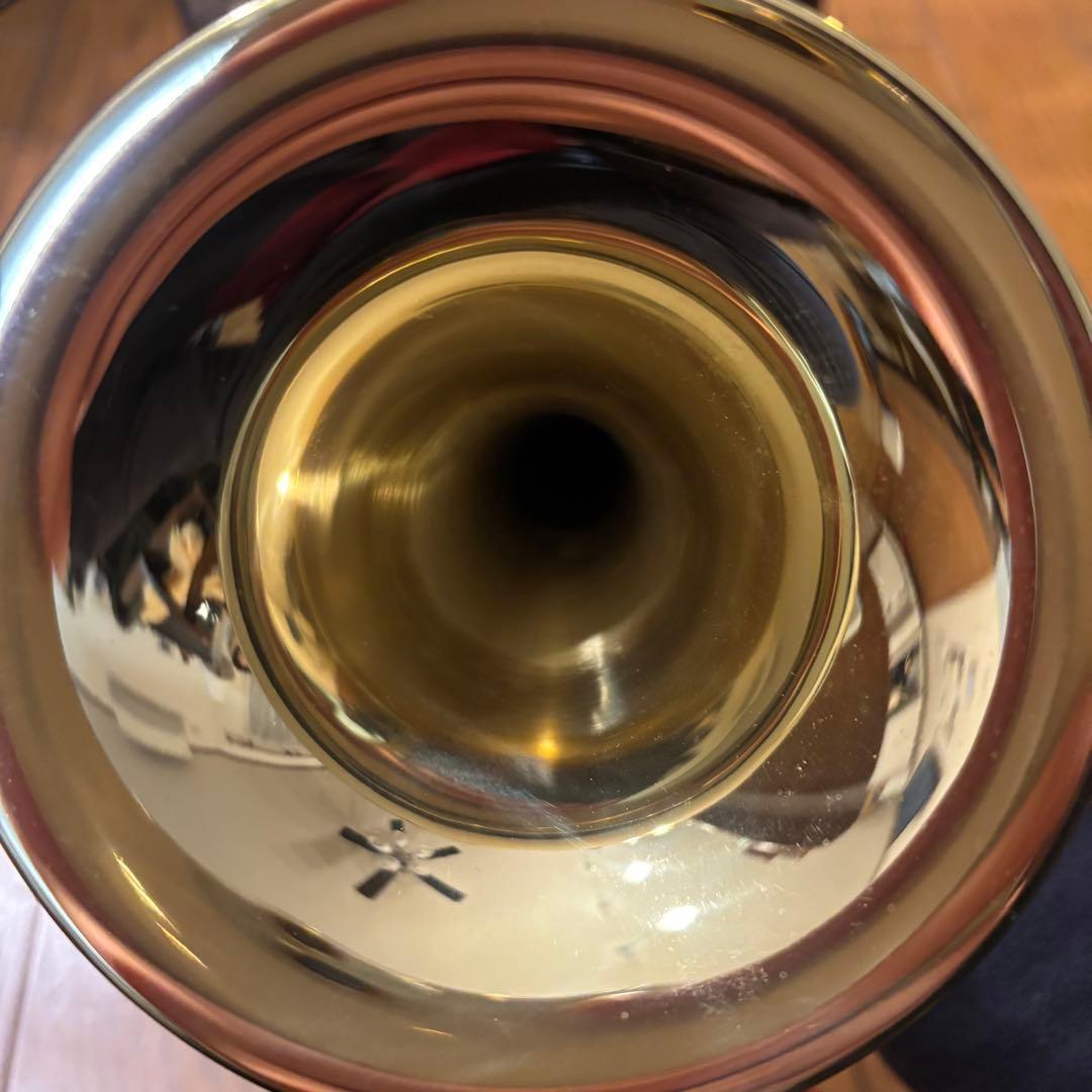 自衛隊用信号らっぱ「シモクラ楽器」（ハードケース.マウスピース付き）