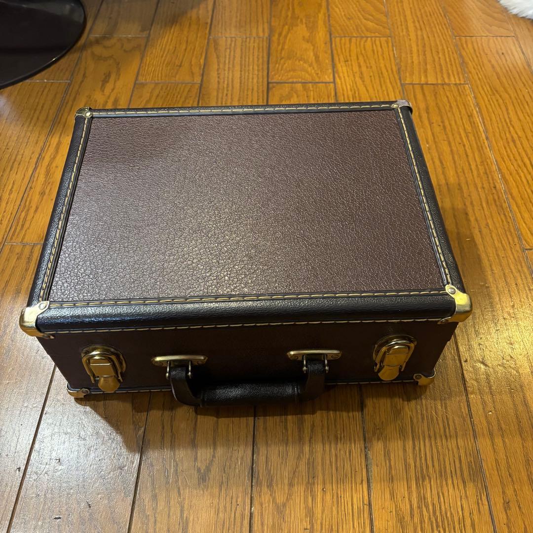 自衛隊用信号らっぱ「シモクラ楽器」（ハードケース.マウスピース付き）