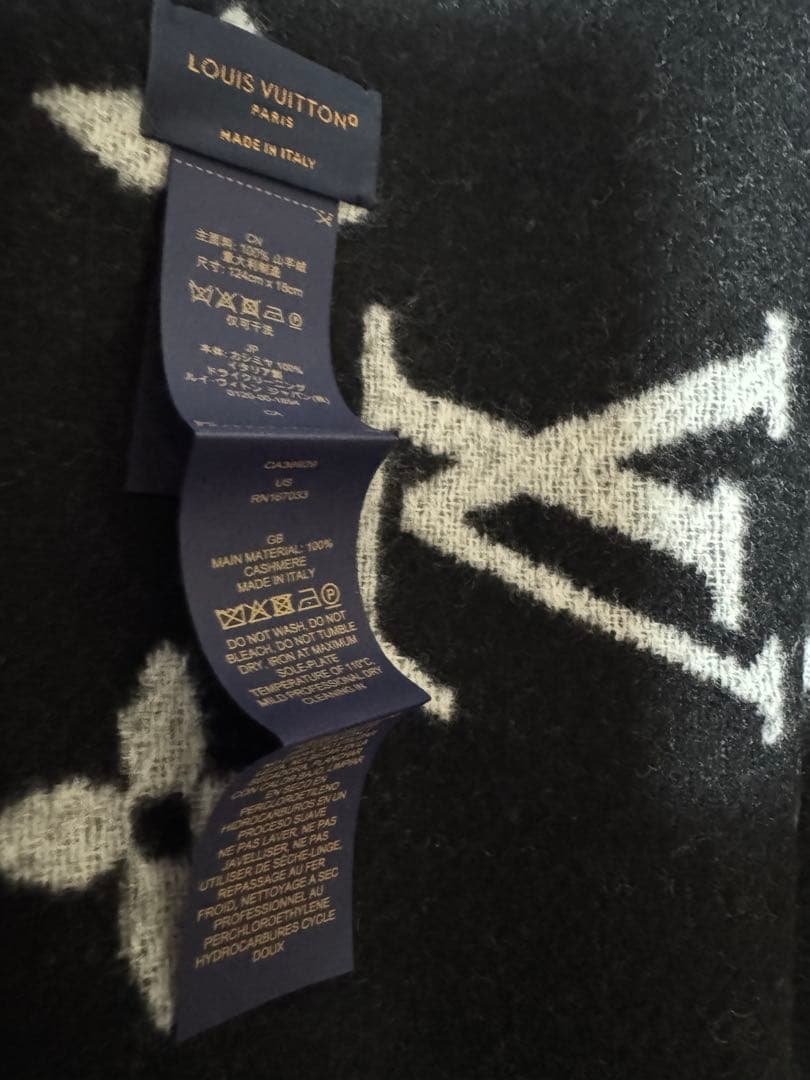 Louis Vuitton ロゴ入りフリンジマフラーM92428