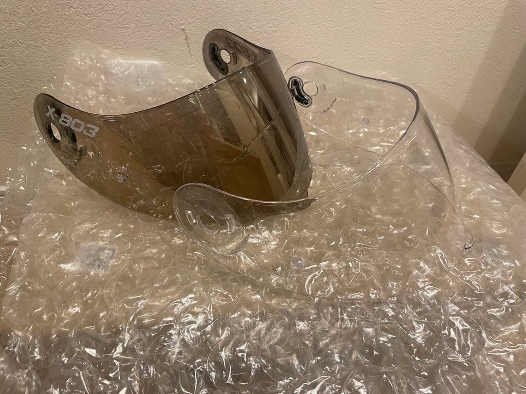 Xlite X-803RS ゴールデンエディション フルフェイスヘルメット