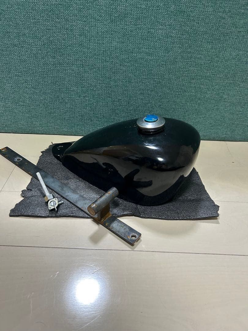 スポーツスター　タンク　カスタム用