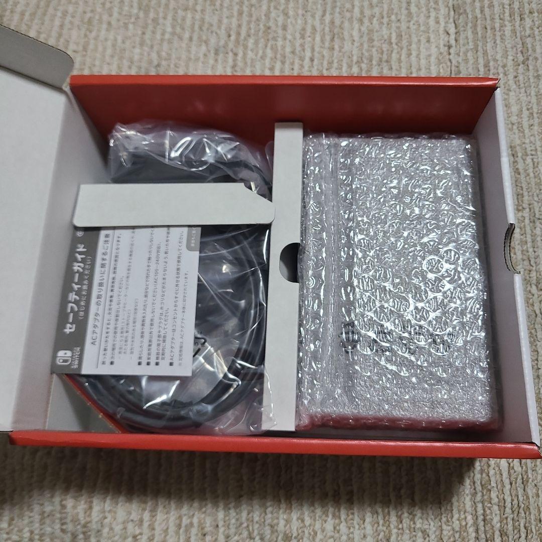 【新品未使用】Nintendo Switch 本体 グレー Joy-Con付き