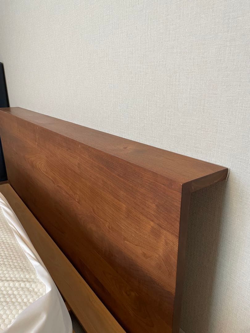 マスターウォール　クイーンベッドフレーム