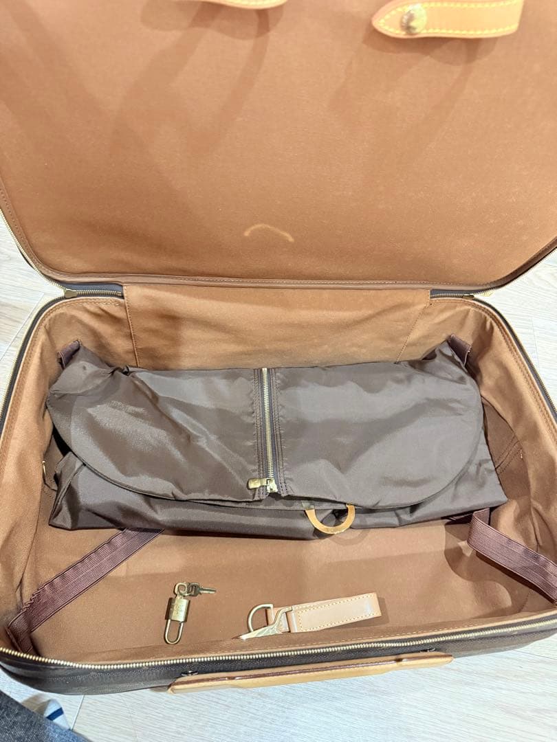 LOUIS VUITTONモノグラムペガス50キャリーバッグ