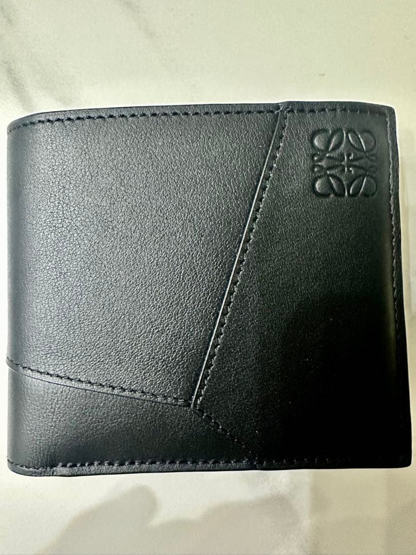 LOEWE バイフォールドパズルウォレット