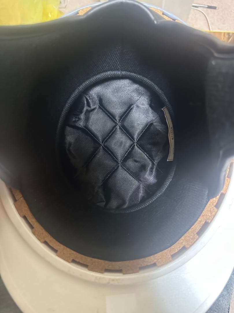 紫の桜と富士山デザインコルクヘルメット　コル半