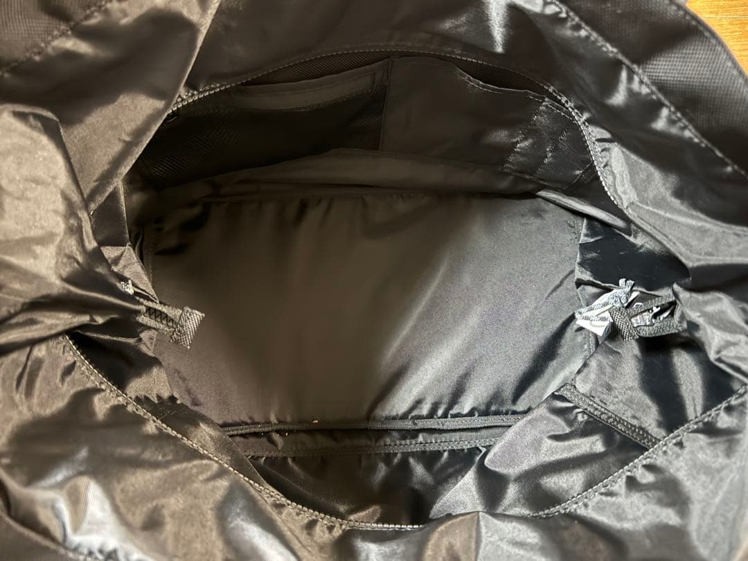 【美品】familiar &ニューエラ　コラボバック