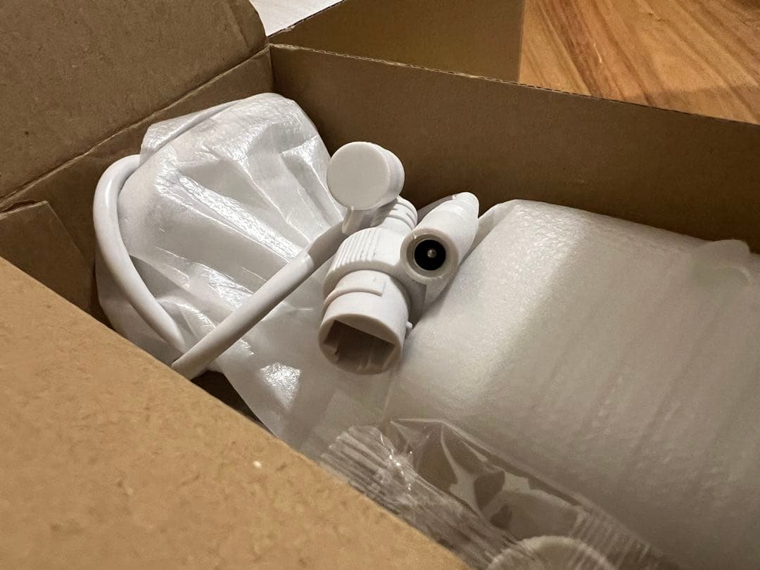 AKB GADGET防犯カメラ AC-325 防犯灯付　500万画素　2台セット