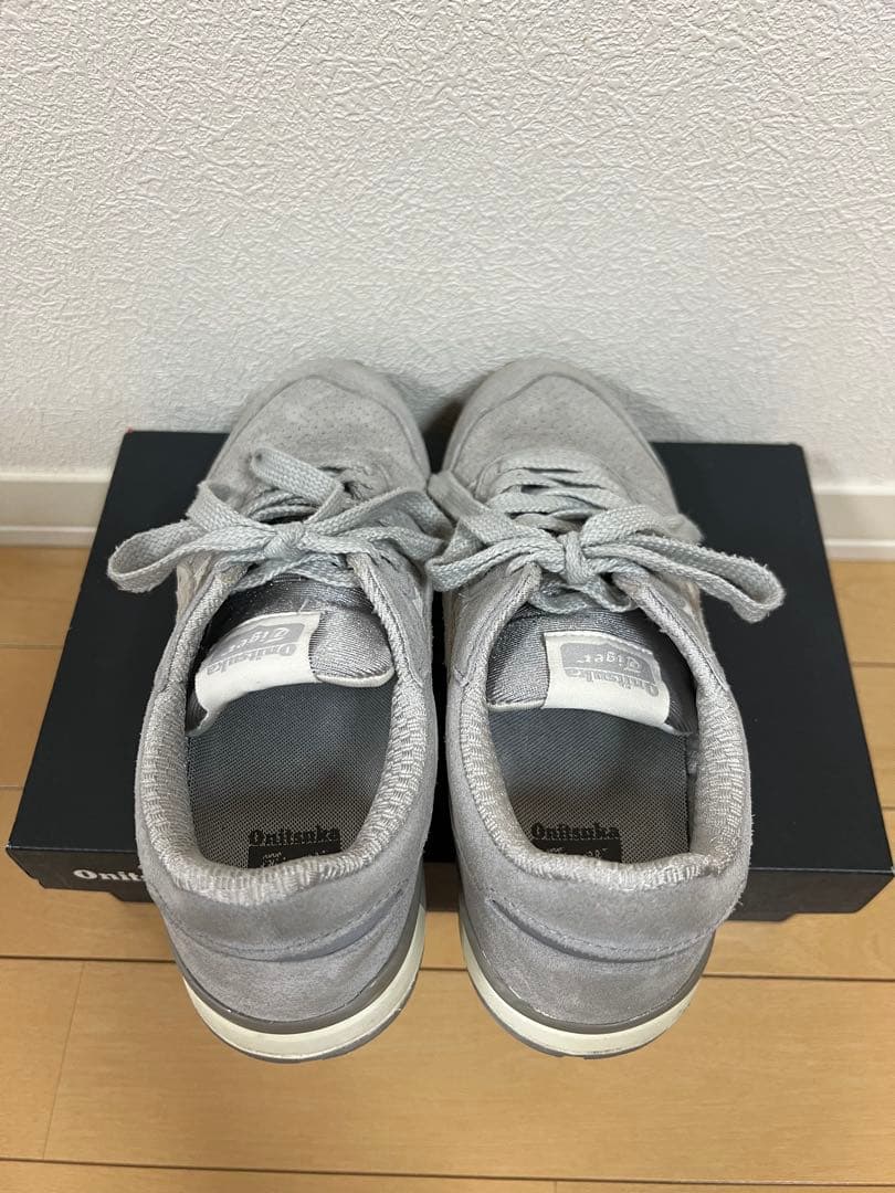 美品Onitsuka Tiger TIGER ALLY タイガーアリー　箱付き