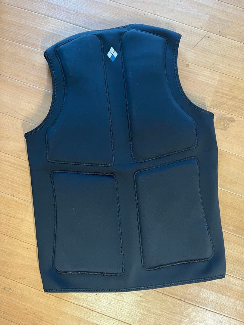 モンベル　フロートベストLサイズ