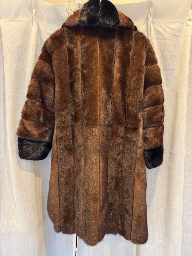 お値下げ フェンディ セーブルファーコート サイズ42 M相当 ガーメント付