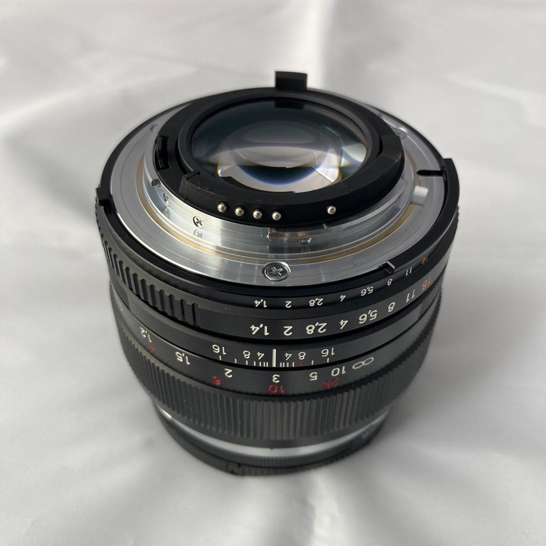 【Carl Zeiss】 Planar T* 1.4/50 ZF.2