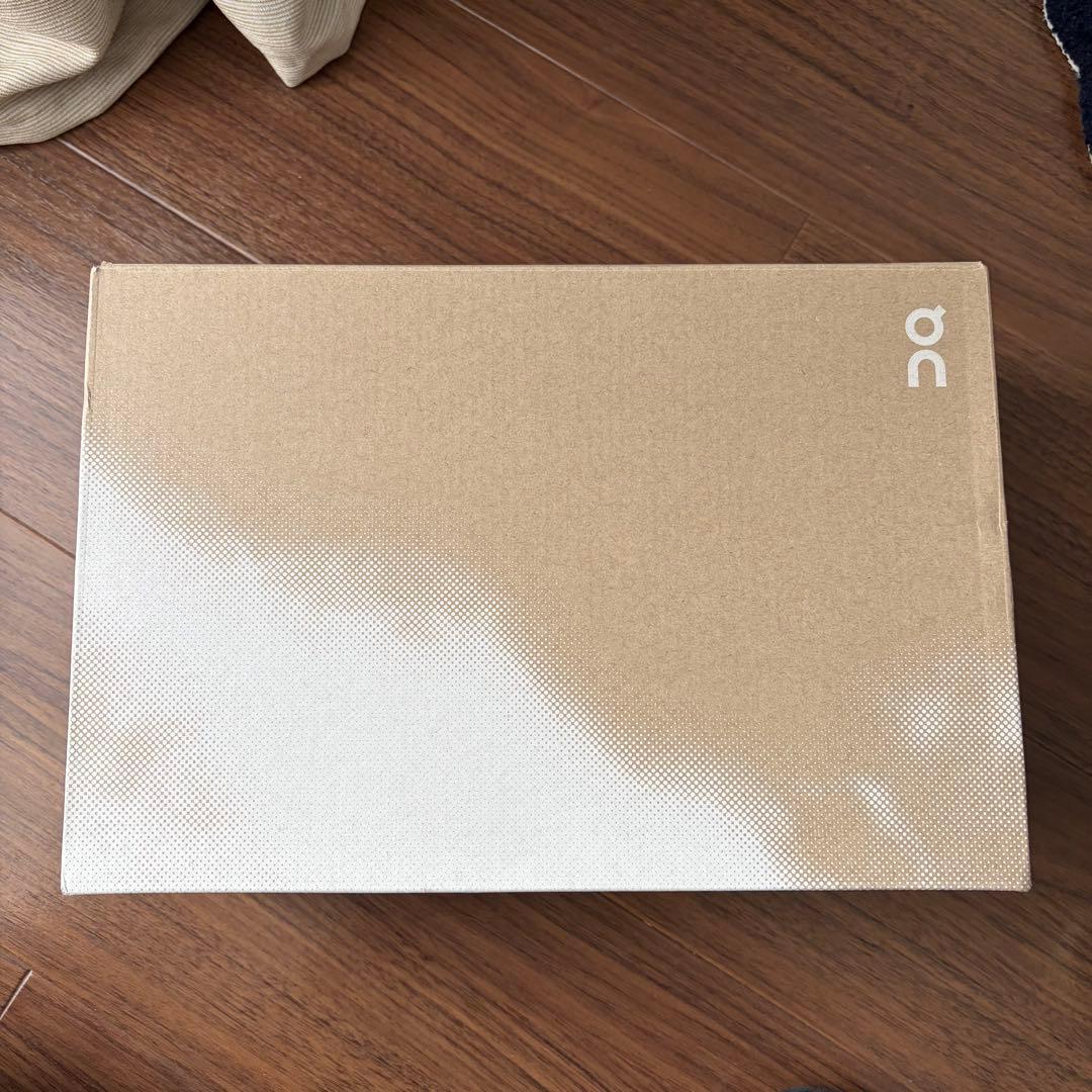 【新品未使用】On Cloud 6 Geo