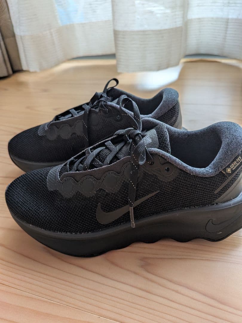 ナイキ モティバ GORE-TEX ウィメンズ 防水 ウォーキングシューズ