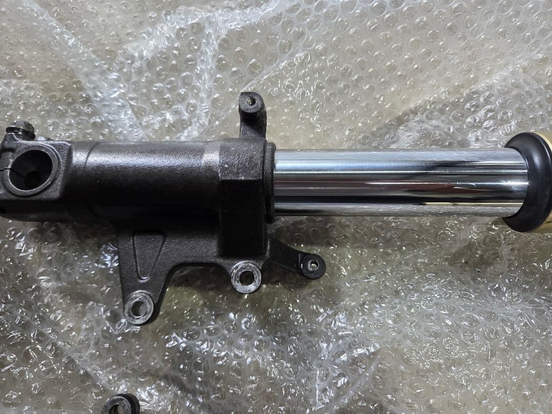 RVF400 フロントフォーク NSR250やCBR250RR流用等。NC35