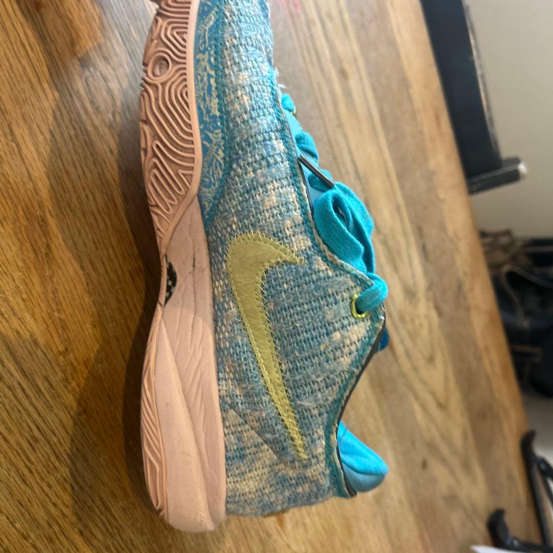 NIKEレブロンep20