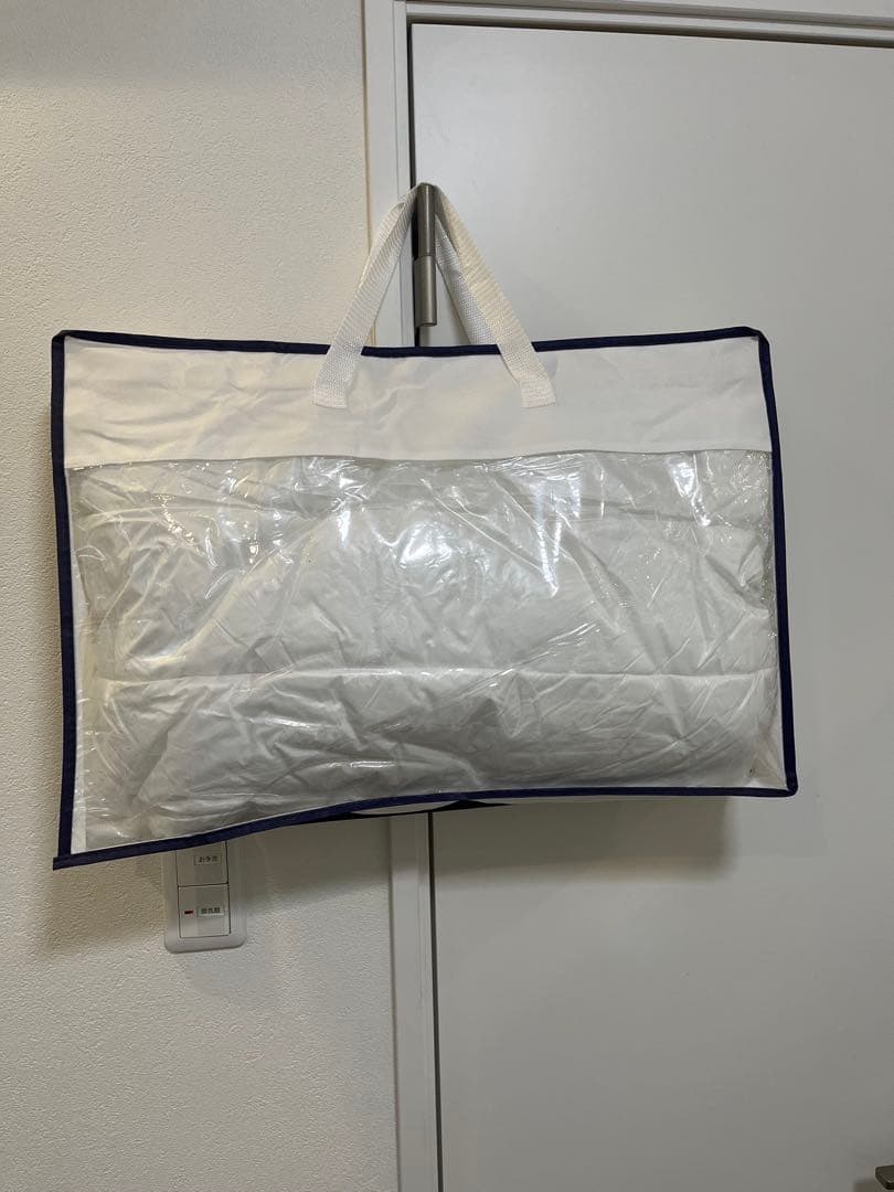 モンクレール　ダウンベスト　メンズ　ホワイト　Lサイズ　一点限り　MONCLER