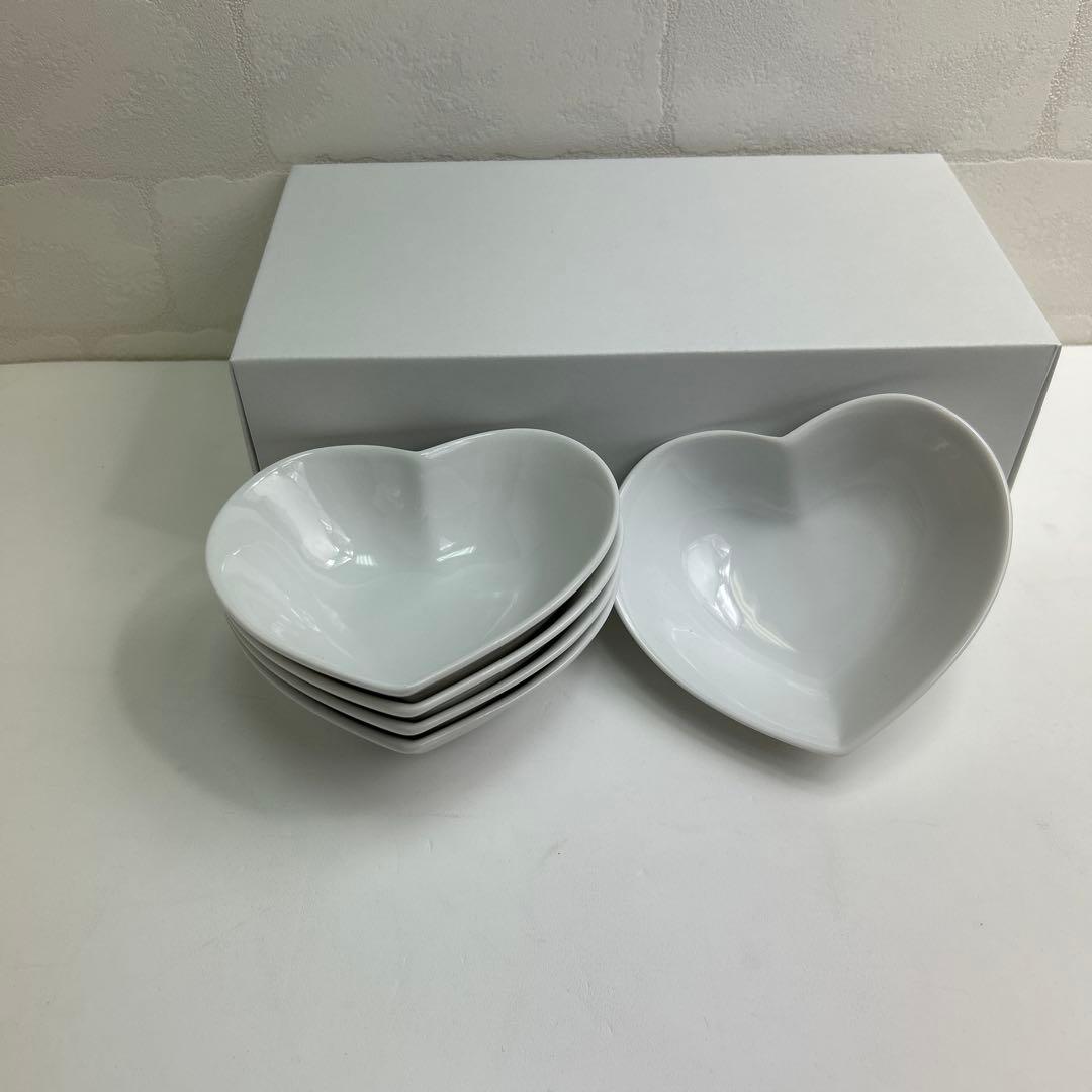 ハート型ホワイトボウル5個セット　3個