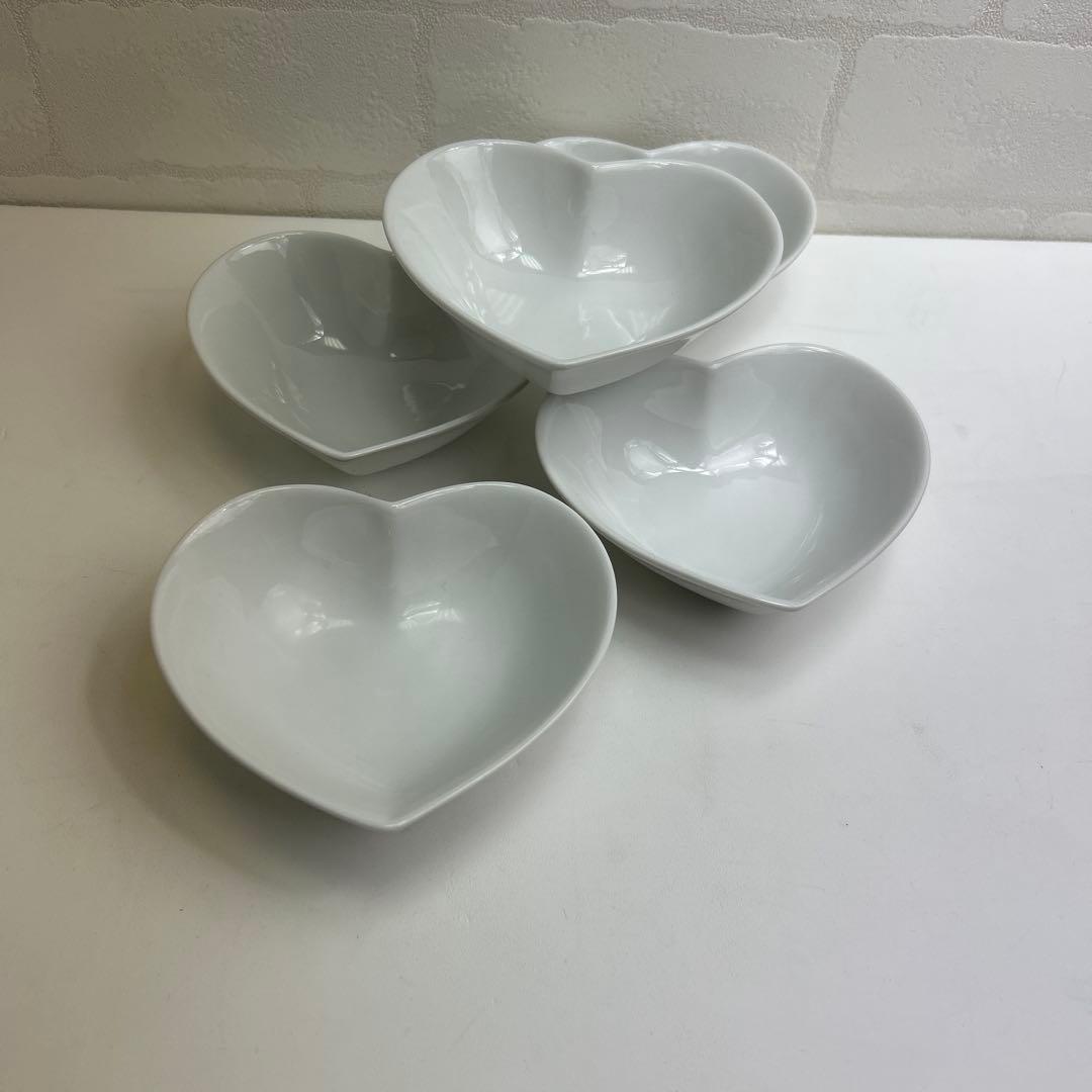 ハート型ホワイトボウル5個セット　3個