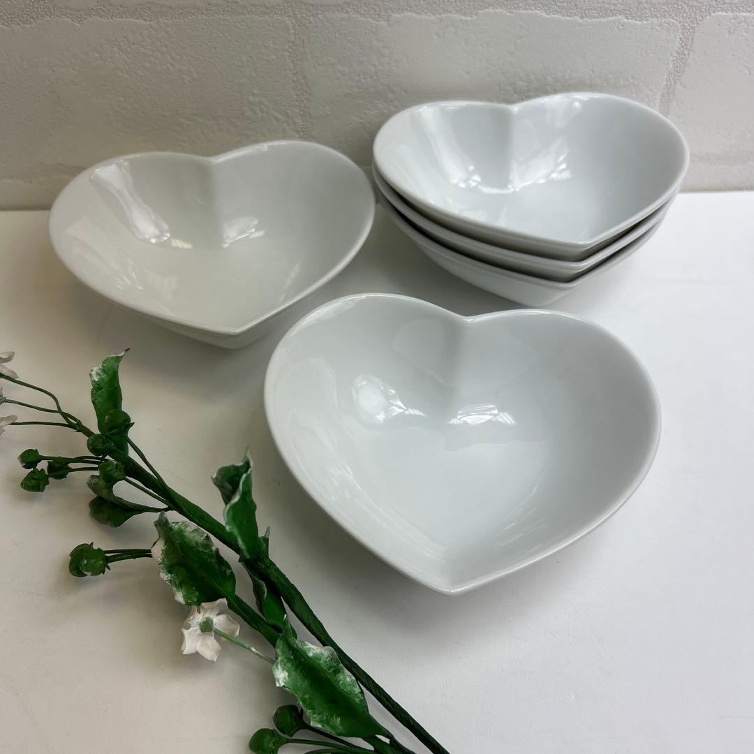 ハート型ホワイトボウル5個セット　3個