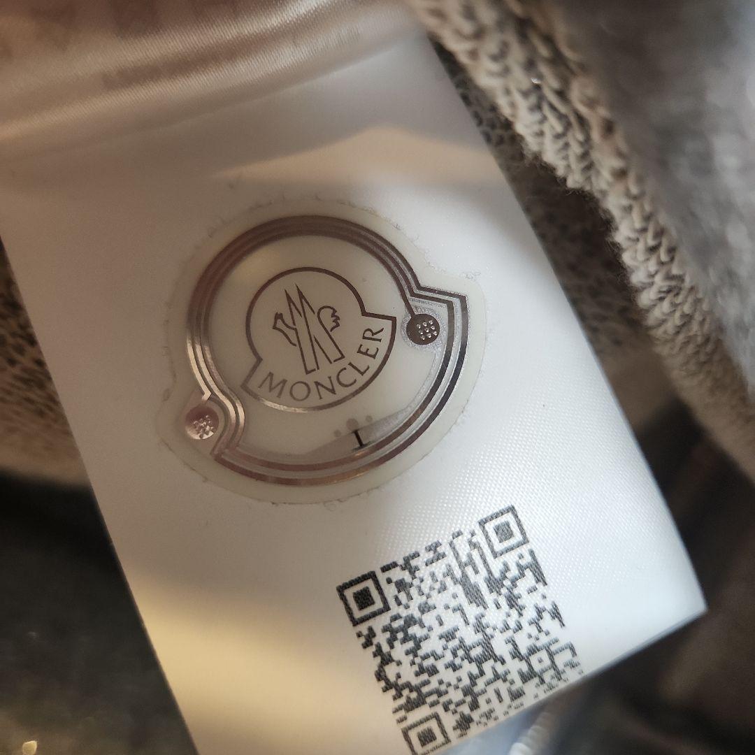 【gucci】MONCLER モンクレール⭐ラメグレーパーカーM