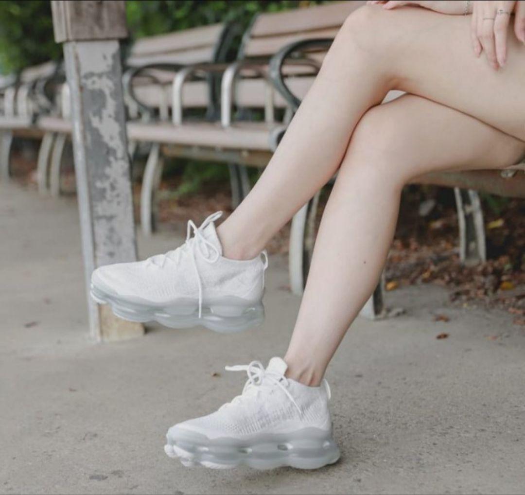 NIKE W AIR MAX SCORPION “WHITE MINT” 24