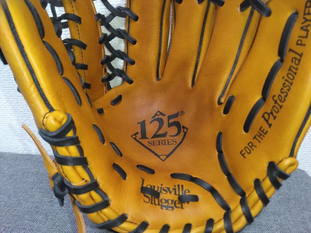 ルイスビルスラッガー一般軟式　オールラウンド兼ピッチャー　アメリカ国土型ラベル