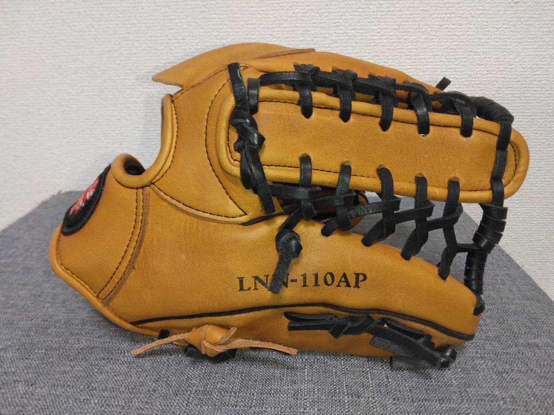 ルイスビルスラッガー一般軟式　オールラウンド兼ピッチャー　アメリカ国土型ラベル