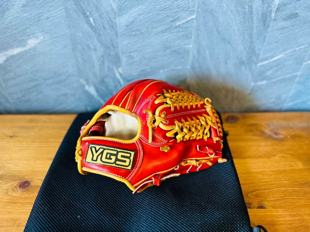 美品 極上型 YGS 硬式 内野手用グラブ 定価66000円
