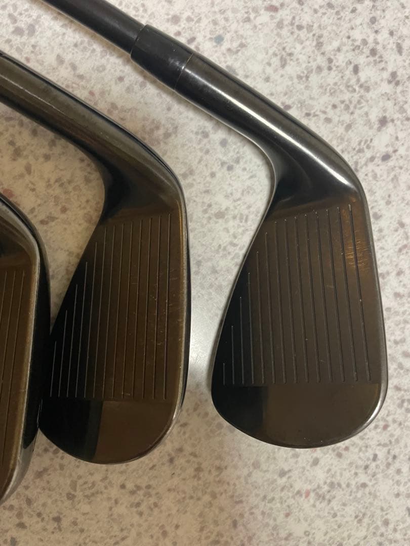 希少　美品　限定版　 タイトリストT200 Black 8本セット！