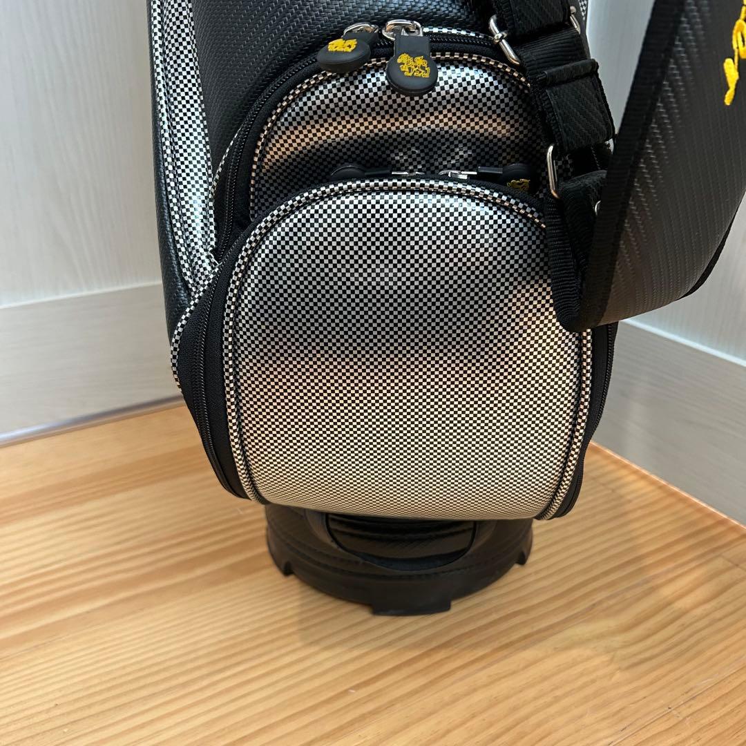 【希少・美品】SINGHA シンハービール　キャディバッグ　ゴルフ　カーボン調
