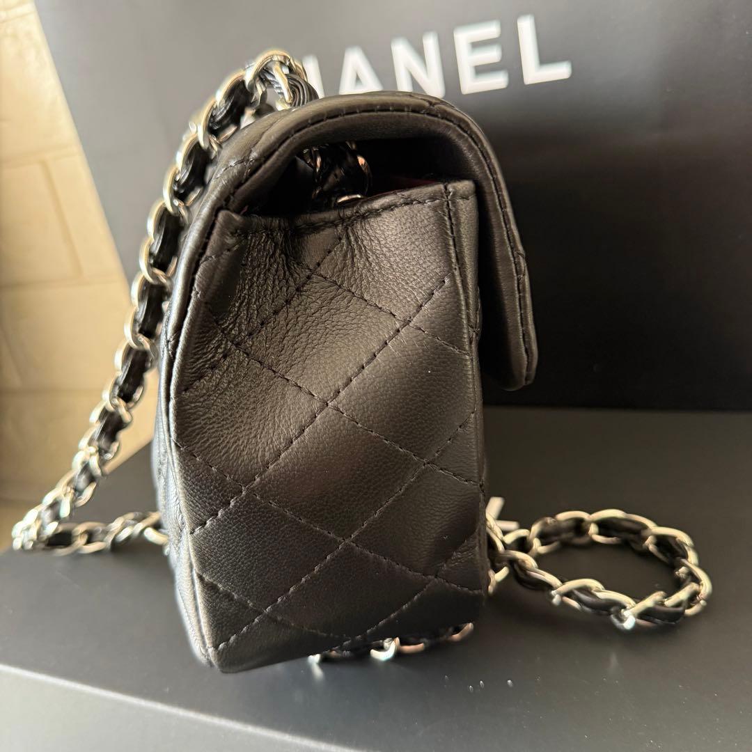 ブラック ショルダーバッグ (^^)✨