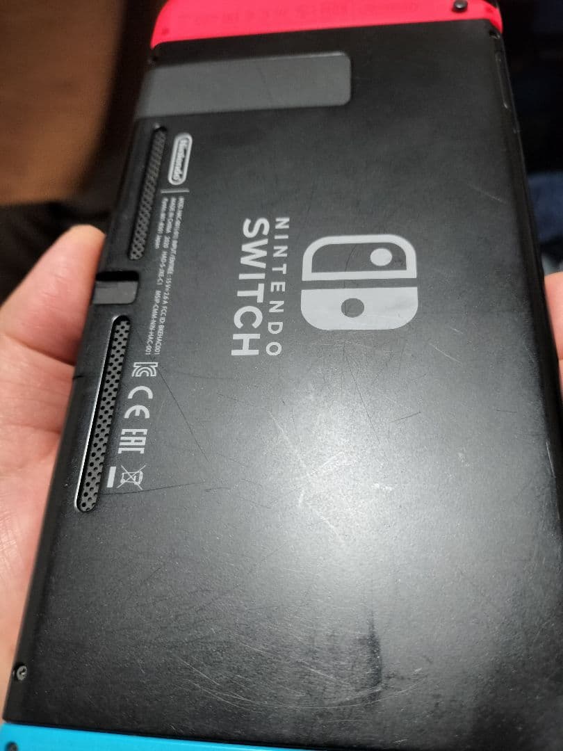 ジャンク　Nintendo Switch 青と赤 本体とコントローラー