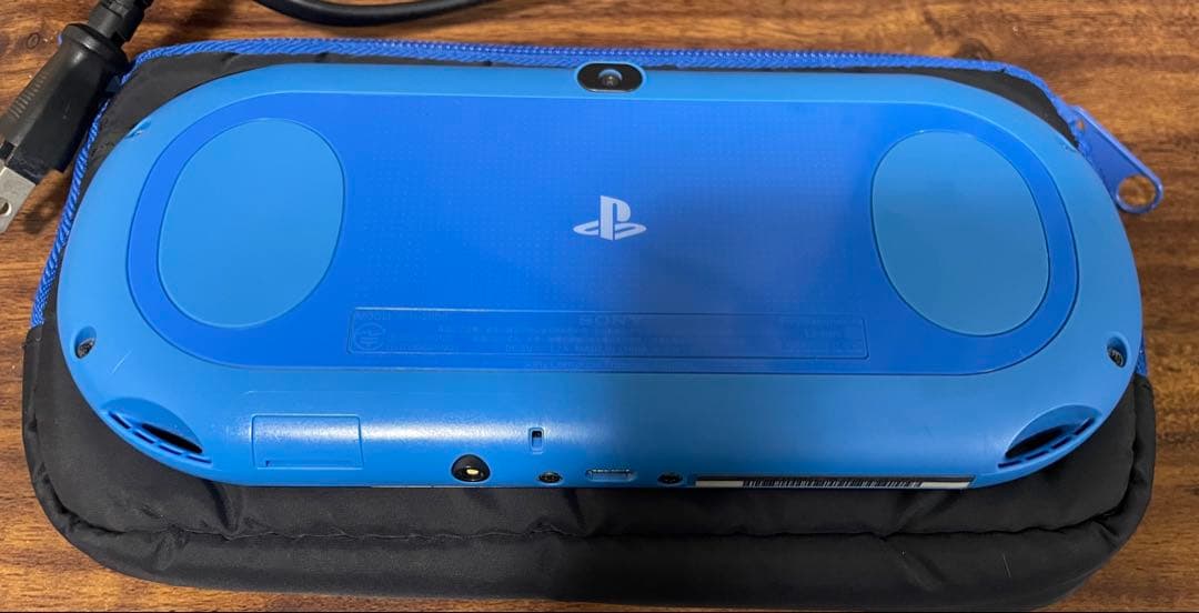 PSVITA PCH-2000 ブルー/ブラック　メモリー16GB付き