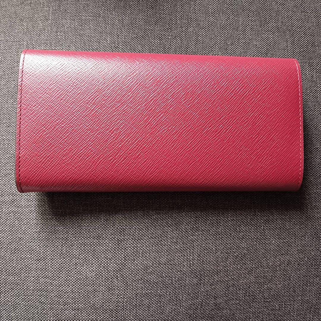 カルティエ財布