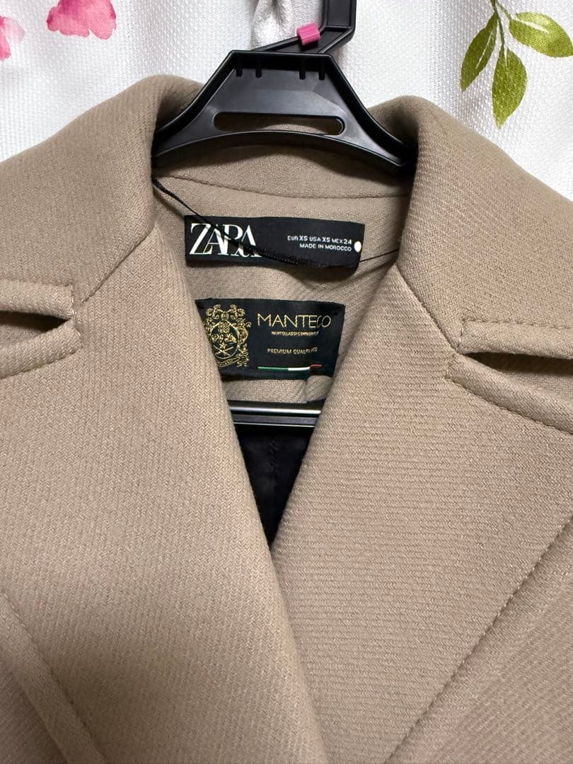 ZARA. ベージュ ダブルブレスト ロングコート