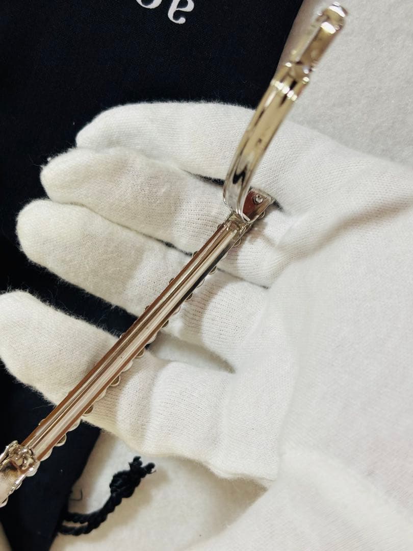 【新品箱入】acca バレッタ　クリップ　ベリーバレッタ　ピン　紫