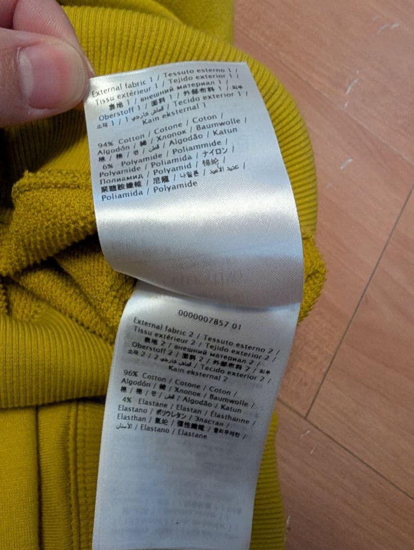 美品 VALENTINO クロップドパーカー イタリア製