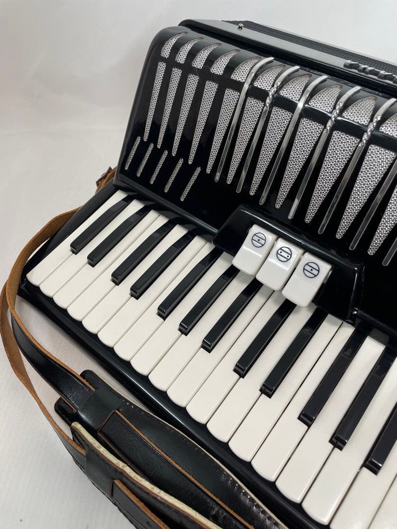 【動作良好・ケース付属】YAMAHA ヤマハ 34鍵 アコーディオン YA-48