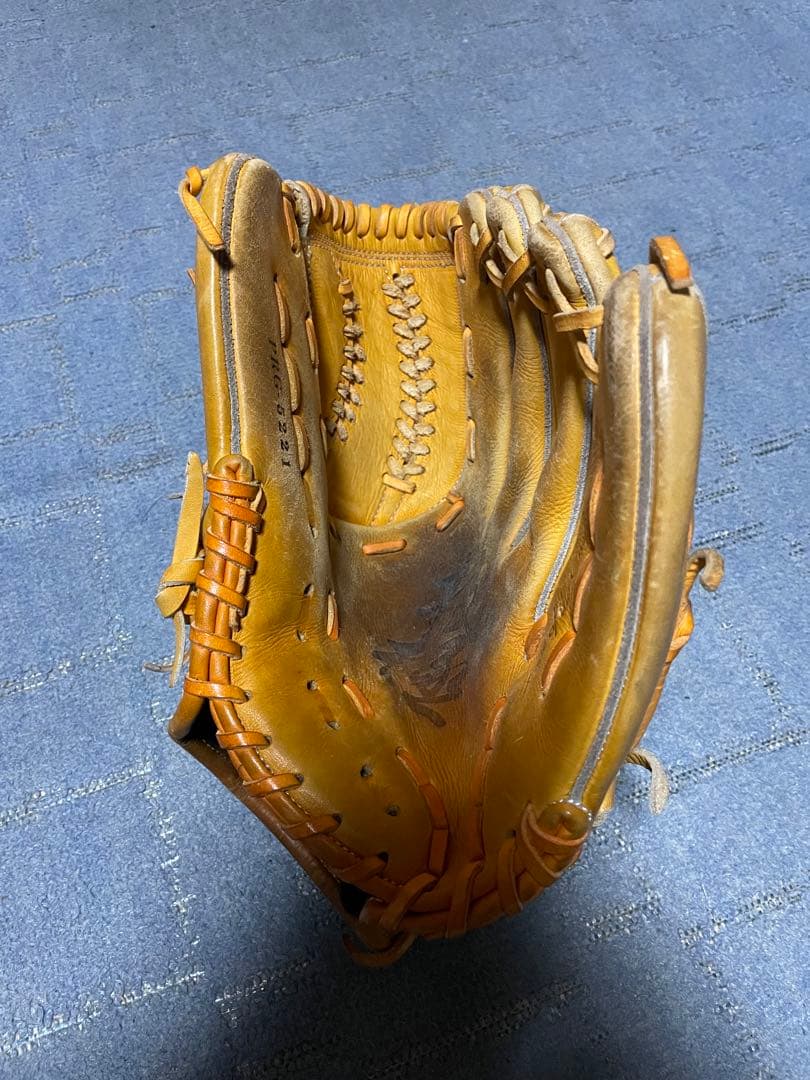 ハイゴールド軟式投手用グラブ　大人用