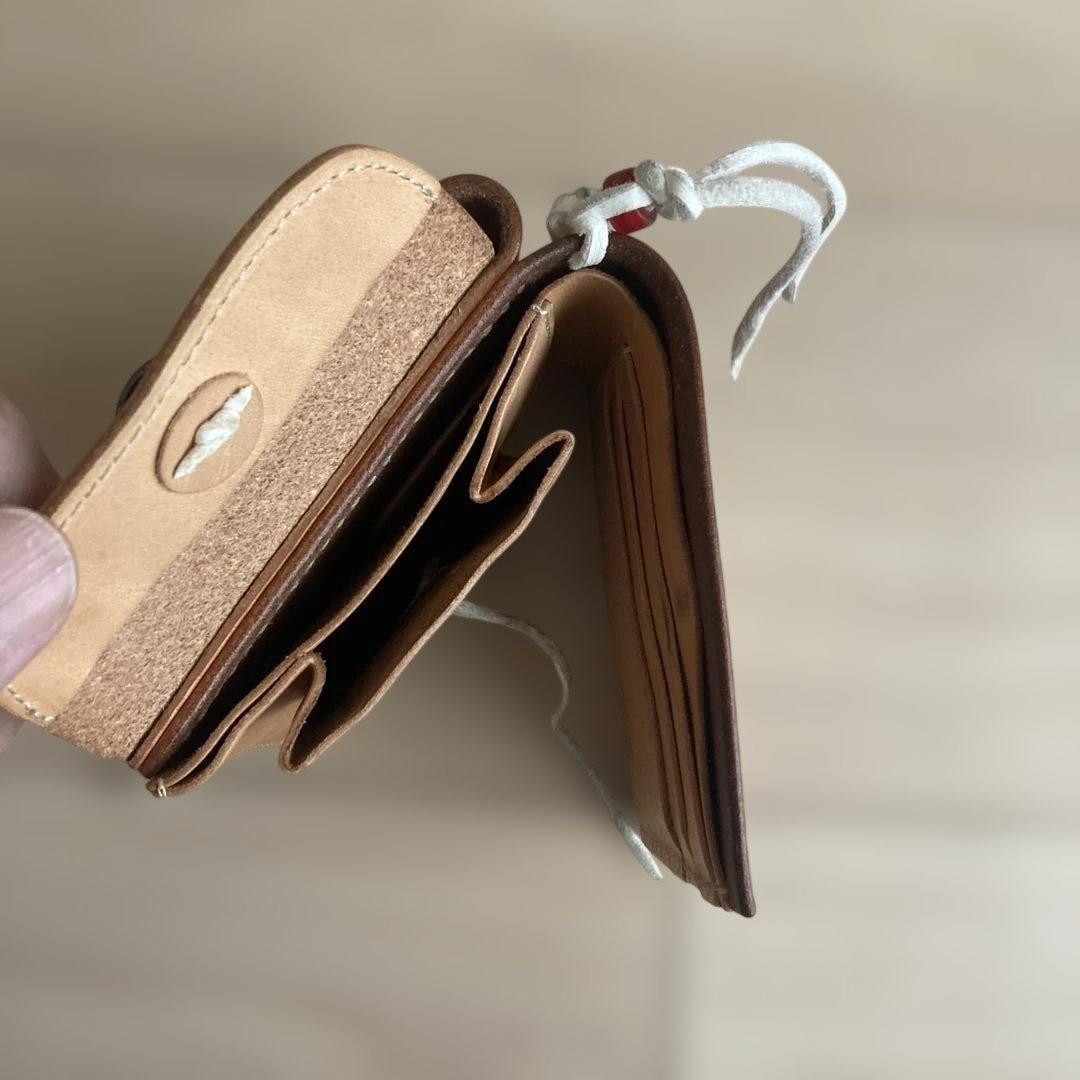 FUNNY ファニー 折財布 カービング コンチョ