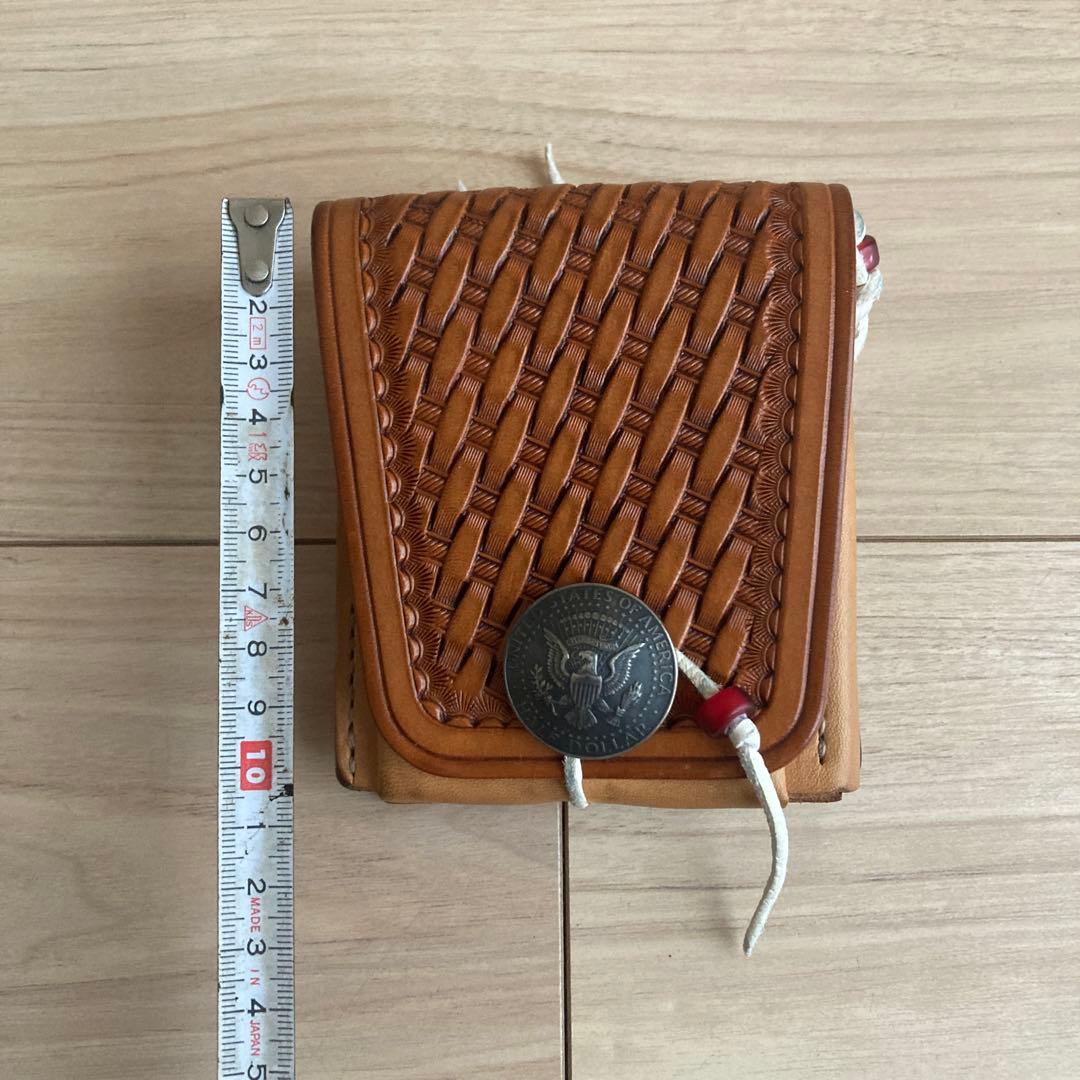 FUNNY ファニー 折財布 カービング コンチョ