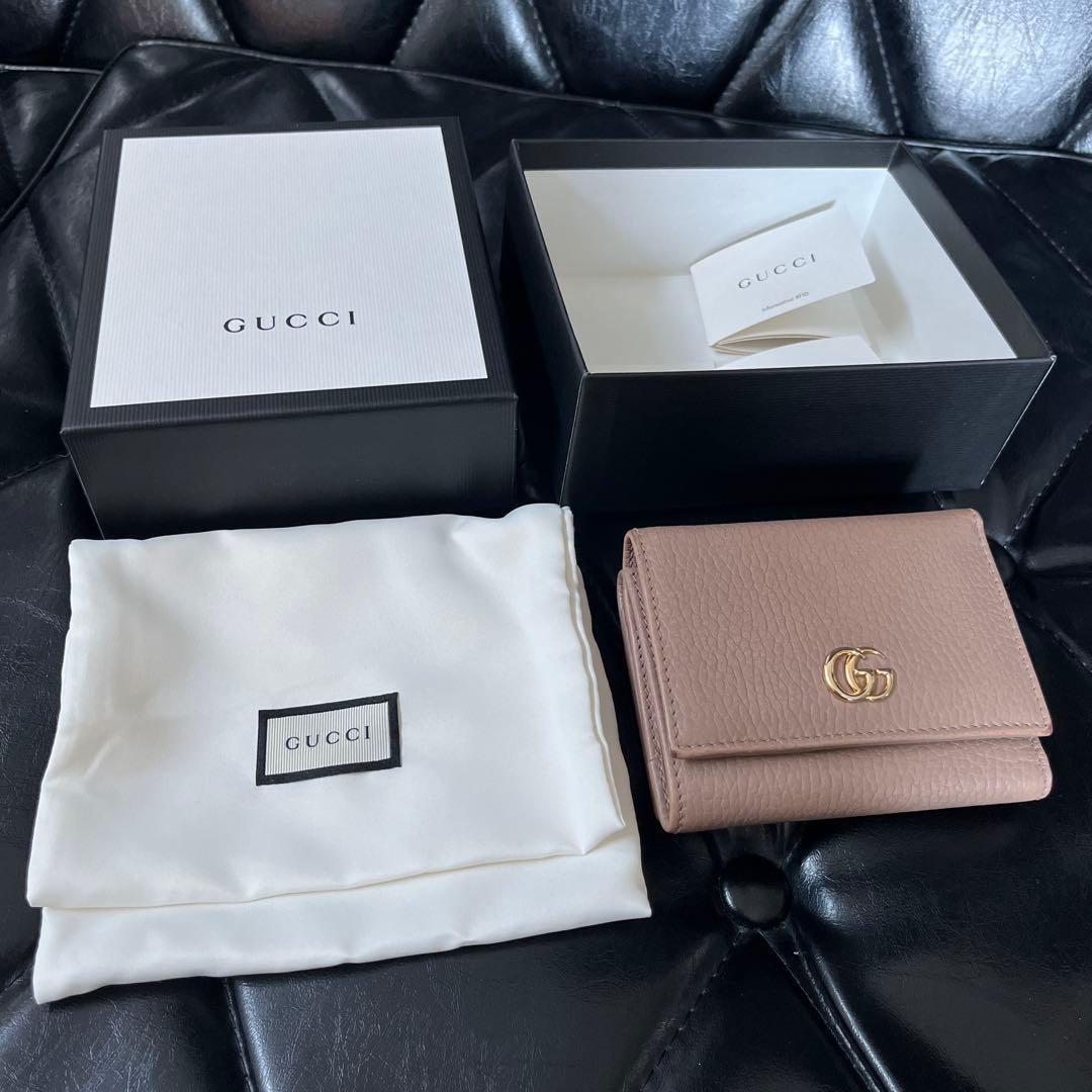 GUCCI ベージュ 三つ折り財布　ダブルg