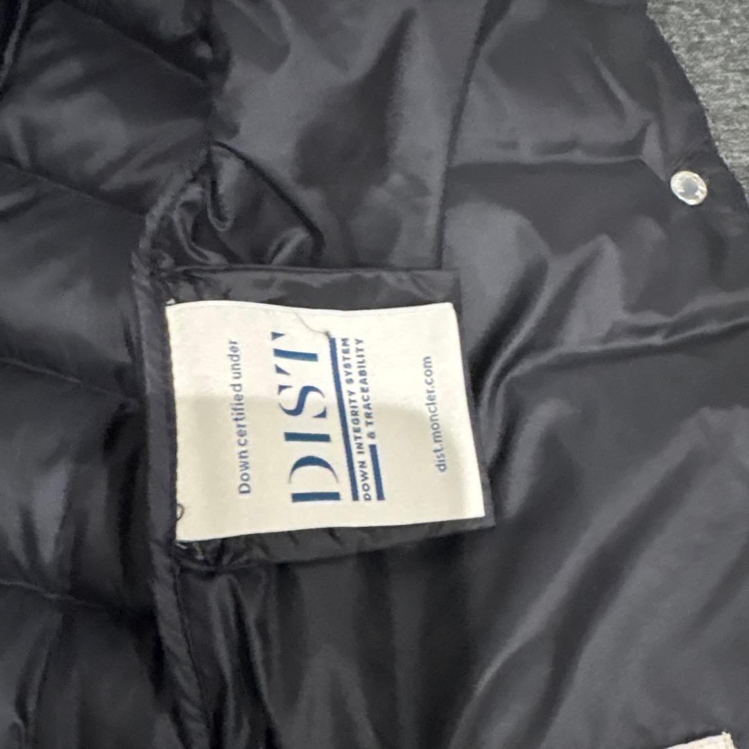 MONCLER ブラック ダウンベスト 収納袋付き　極美品✨今だけ大特価‼️