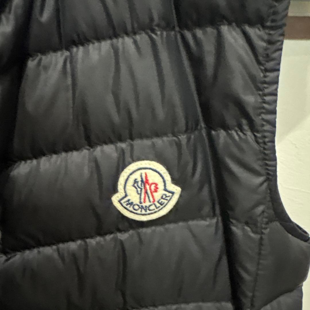 MONCLER ブラック ダウンベスト 収納袋付き　極美品✨今だけ大特価‼️