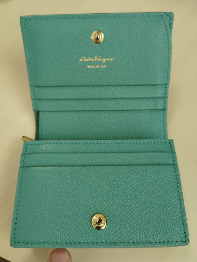 Salvatore Ferragamo ヴァラ リボン 二つ折り財布 ターコイズ
