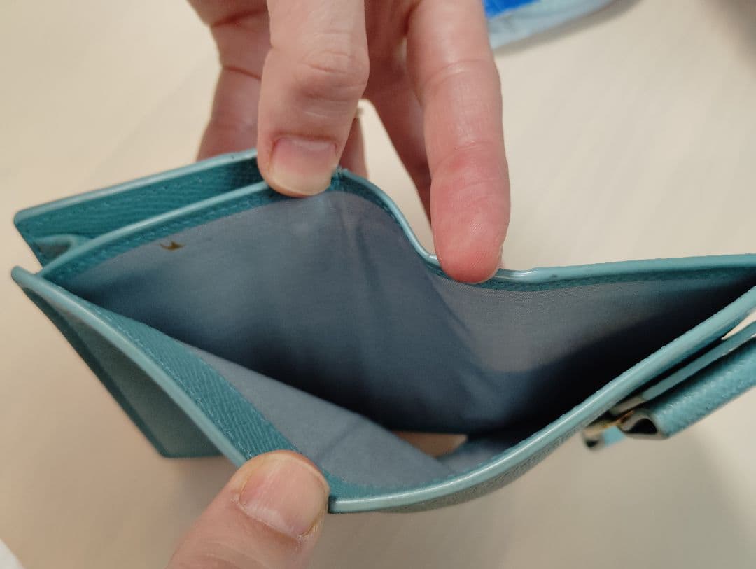 Salvatore Ferragamo ヴァラ リボン 二つ折り財布 ターコイズ